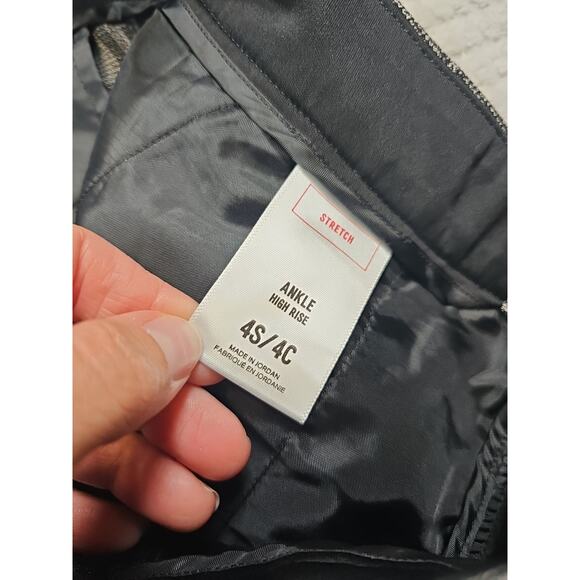 Express Pants Womens 4 Short Ankle High Rise Gray & Black Plaid - Picture 6 of 9